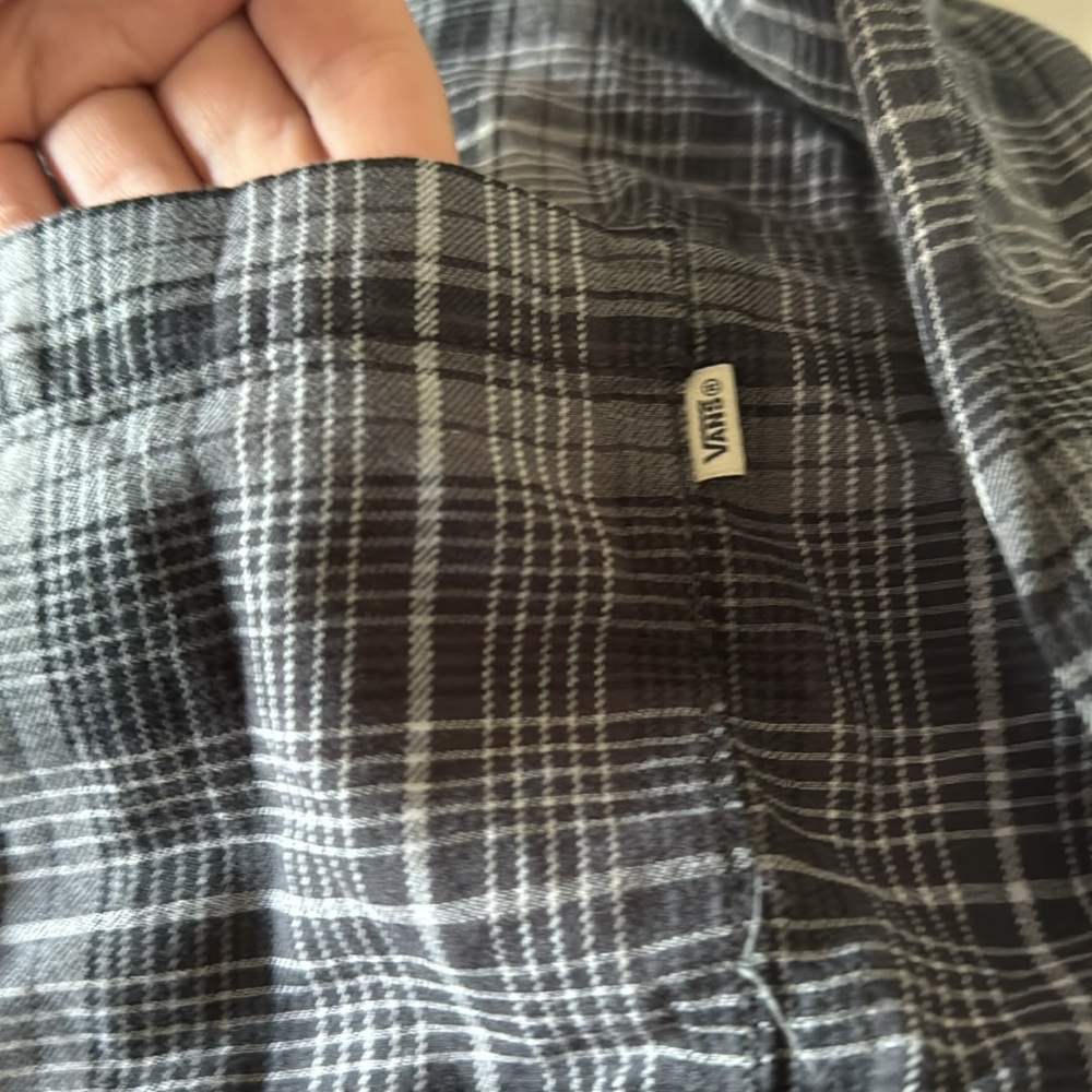 Men’s vans button up! - Picture 4 of 4